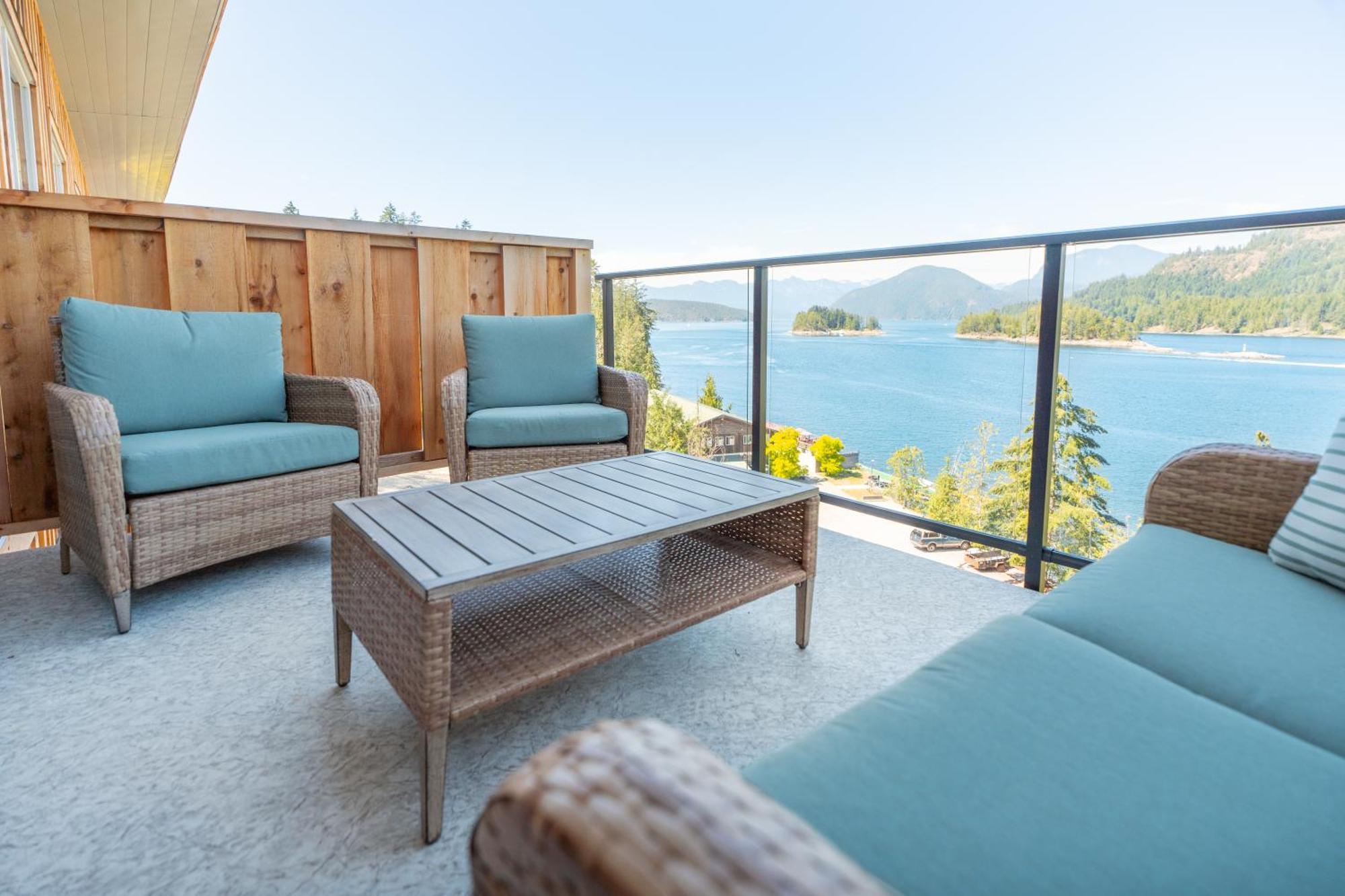 West Coast Wilderness Lodge Egmont Экстерьер фото