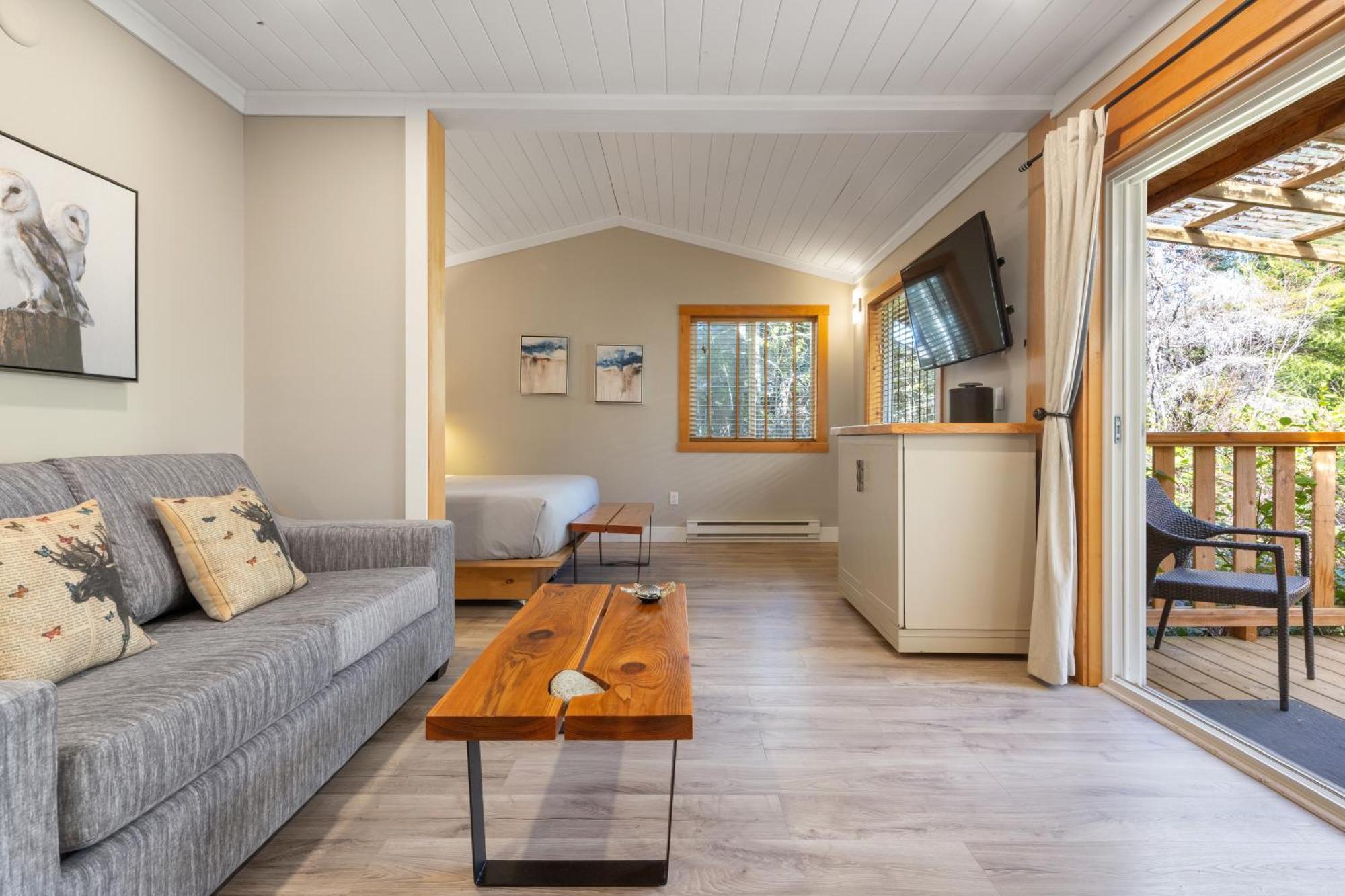 West Coast Wilderness Lodge Egmont Экстерьер фото