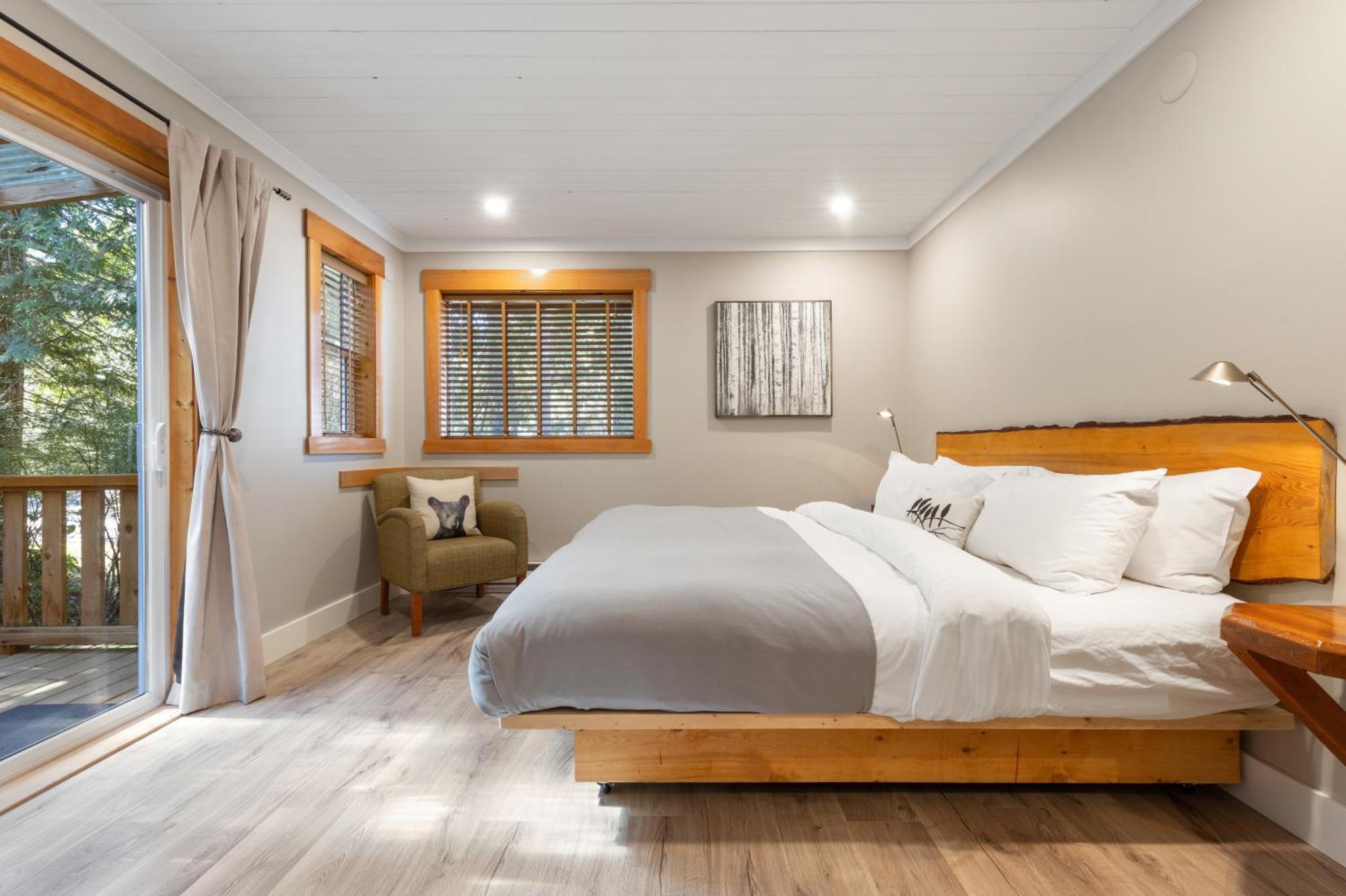 West Coast Wilderness Lodge Egmont Экстерьер фото
