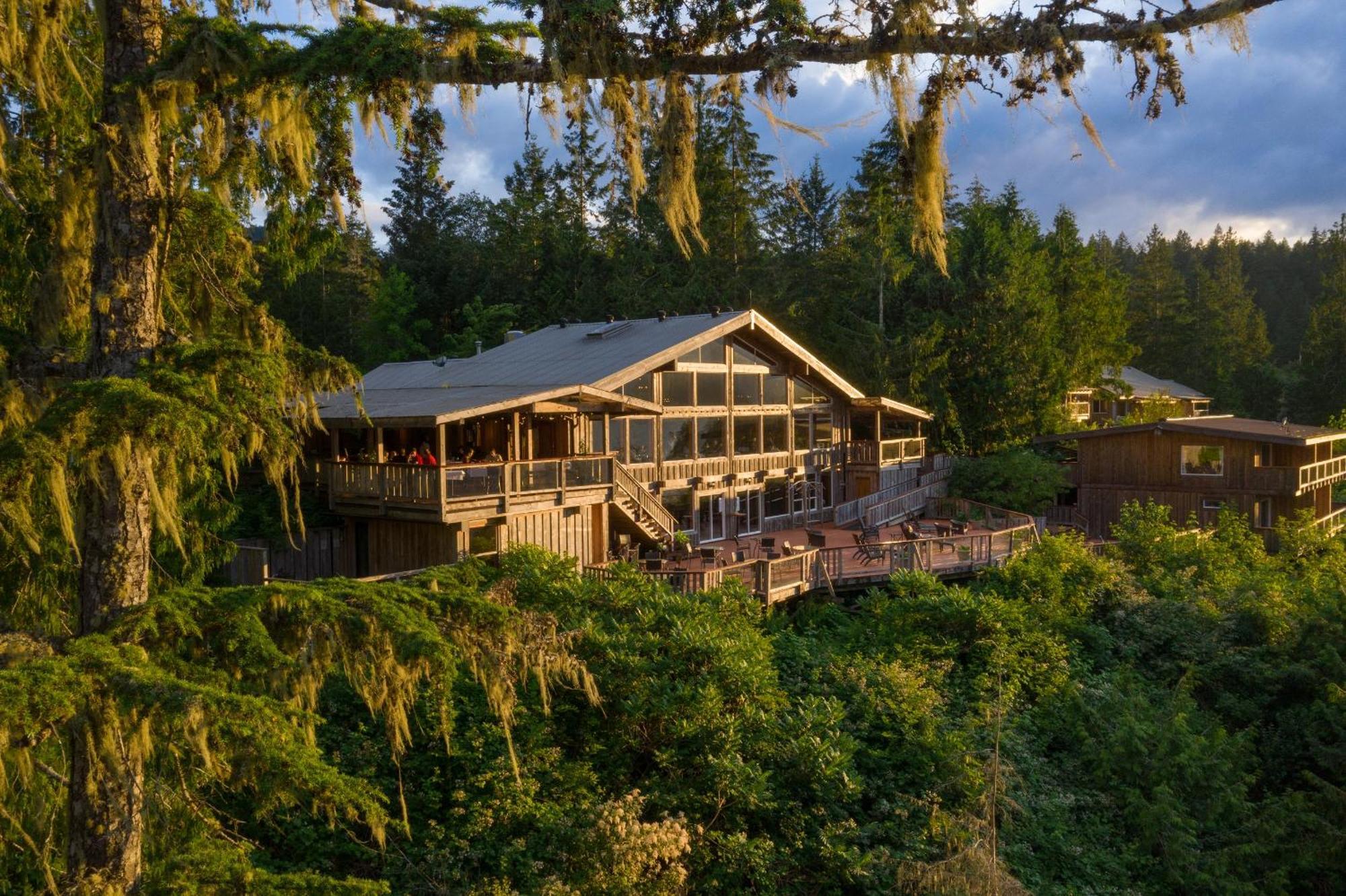 West Coast Wilderness Lodge Egmont Экстерьер фото
